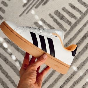 Adidas grand court alpha sneaker size 9